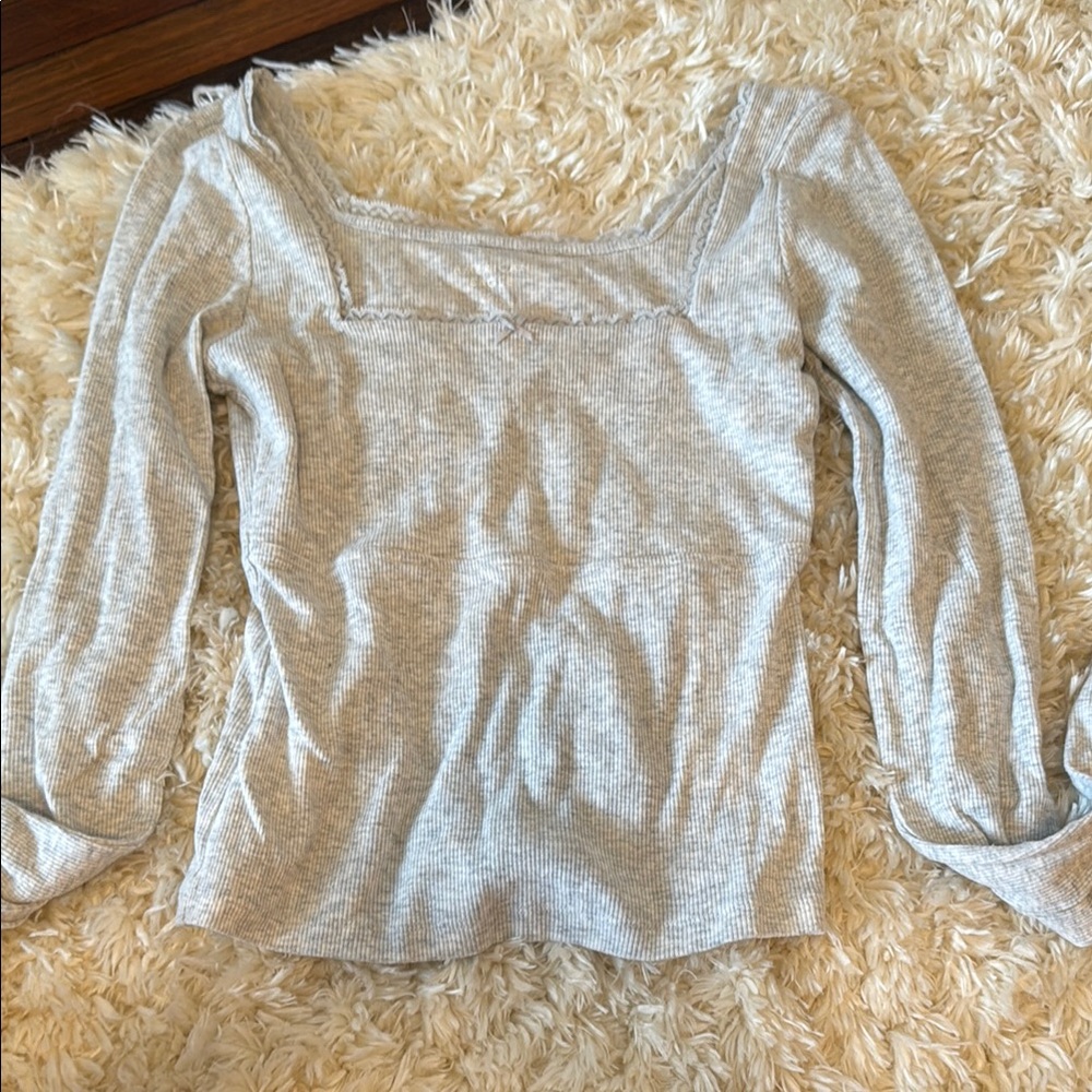 American Eagle Outfitters Light Gray top